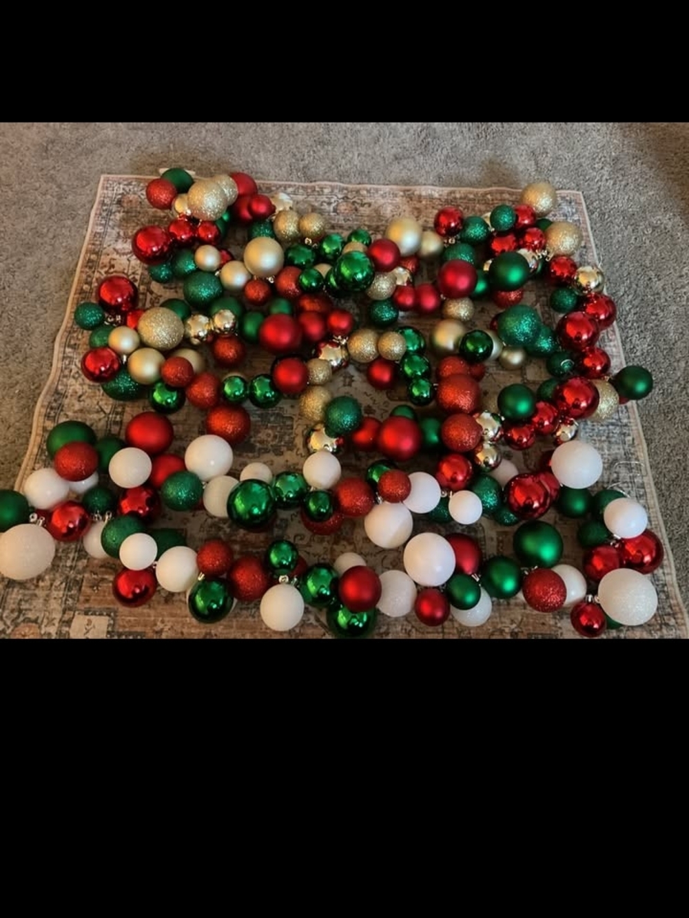 3 Ornament Cluster Garlands NWT